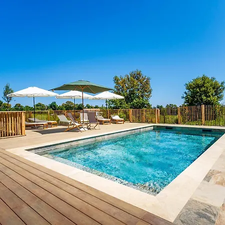 Casamea - T3 U Benesta Διαμέρισμα