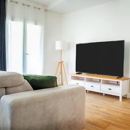 Casamea - T3 U Benesta *