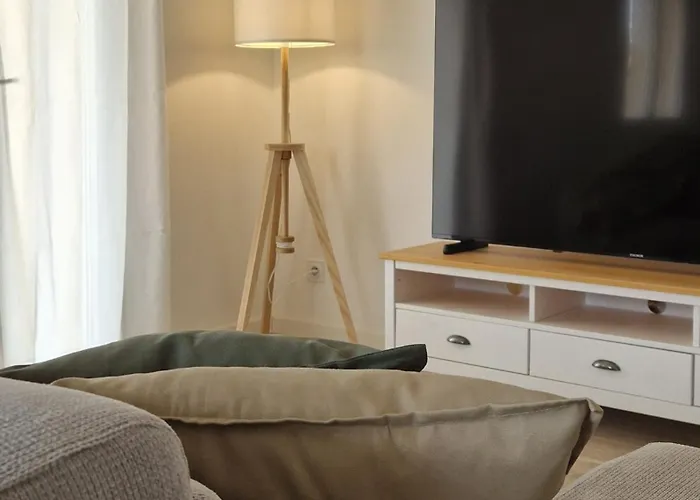 Casamea - T3 U Benesta * Talasani