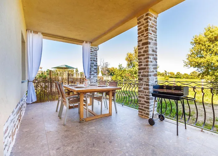 Casamea - T3 U Benesta * Talasani