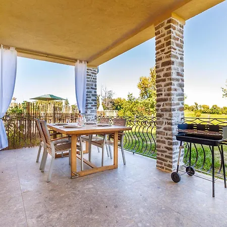 Casamea - T3 U Benesta * Talasani