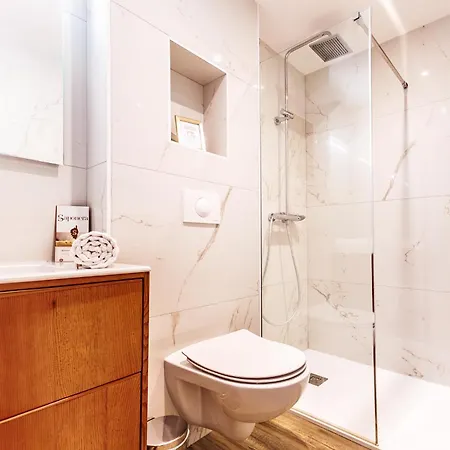 Casamea - T3 U Benesta *