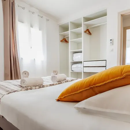 アパート Casamea - T3 U Benesta Talasani