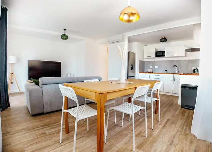 Casamea - T3 U Benesta